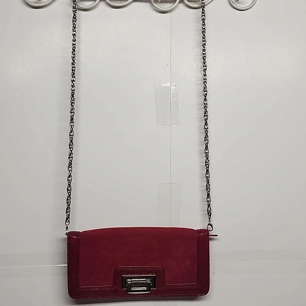 White House Black Market Elegant Red Suede/leather Crossbody Clutch. Minimalist - Picture 2 of 10
